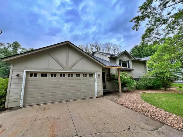 211 Kevin Longley DR, Monticello, MN 55362