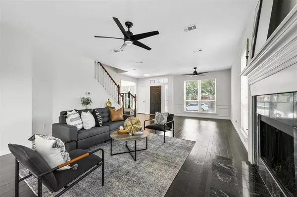 2543 Melissa Lane, Carrollton, TX 75006