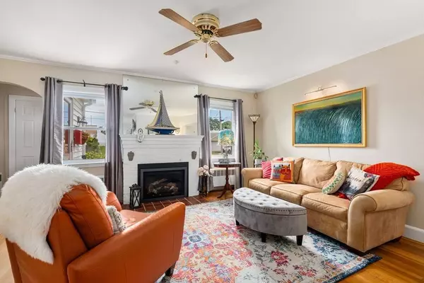 61 Princess Eve Dr, Quincy, MA 02169