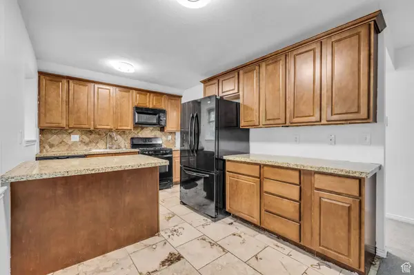 2220 E MURRAY HOLLADAY RD #318, Holladay, UT 84117