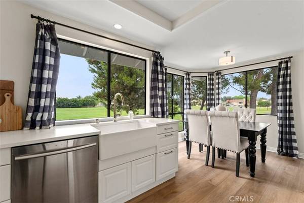 7 Edgewater #84, Irvine, CA 92604