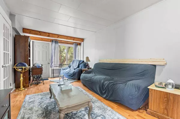 2412 20 ST, Nanton, AB T0L 1R0