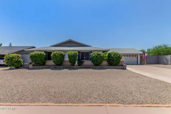 3025 E SIERRA Street, Phoenix, AZ 85028