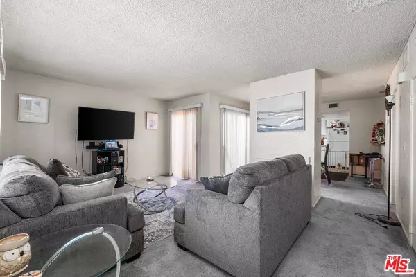 44200 W Kingtree Ave #1, Lancaster, CA 93534