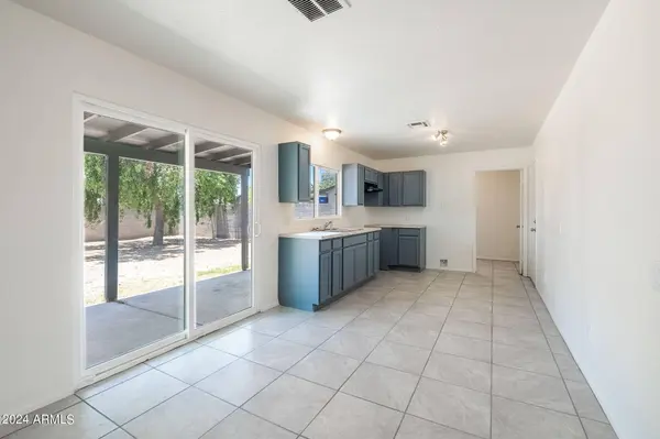 5947 W ROANOKE Avenue, Phoenix, AZ 85035