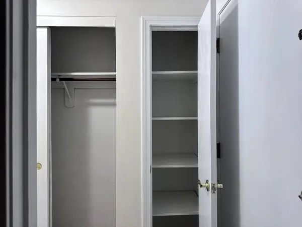 11 Kenmar Dr #4, Billerica, MA 01821