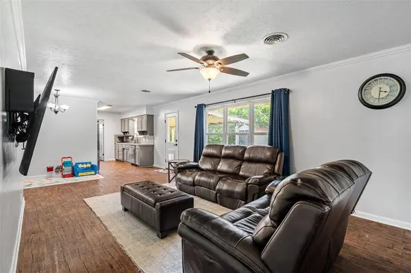 436 Fieldwood Terrace, Hurst, TX 76053