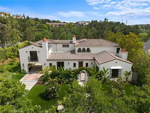 18 Kelly LN, Ladera Ranch, CA 92694