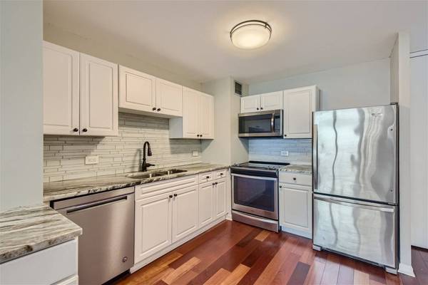 1636 N Wells ST #1505, Chicago, IL 60614