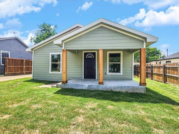 3304 Gordon Avenue, Fort Worth, TX 76110