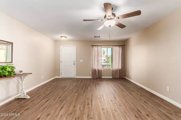 11255 E QUINTANA Avenue, Mesa, AZ 85212