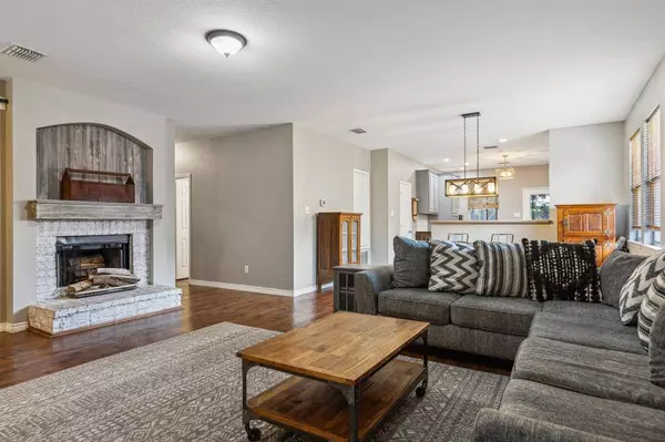 2644 Winterberry Lane, Little Elm, TX 75068