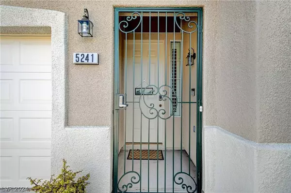 5241 S Tee Pee Lane, Las Vegas, NV 89148