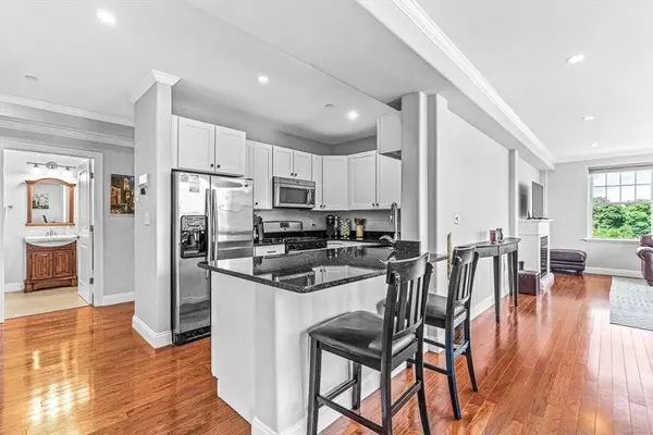 426 Main St #402, Stoneham, MA 02180