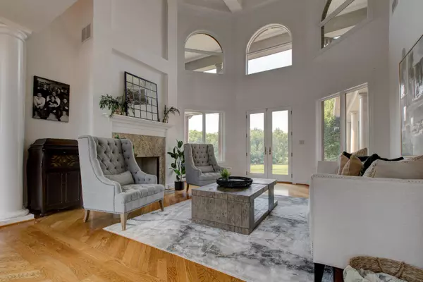 3854 Ironworks RD, Georgetown, KY 40324