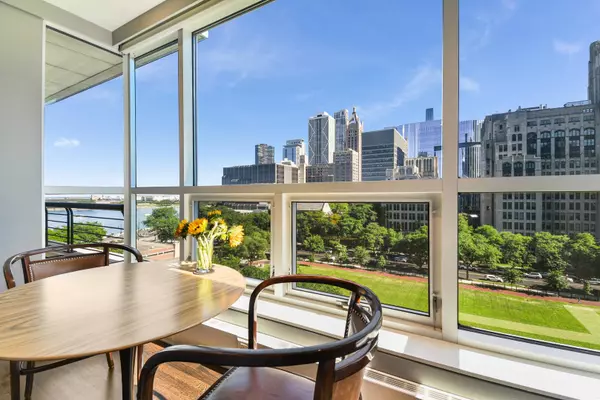 270 E Pearson ST #803, Chicago, IL 60611