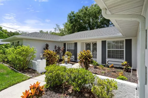 2555 RIM DR, Spring Hill, FL 34609