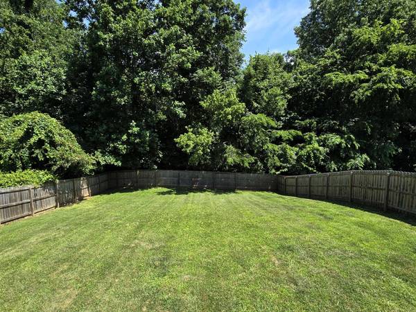 1885 Sage Meadow Ln, Clarksville, TN 37040