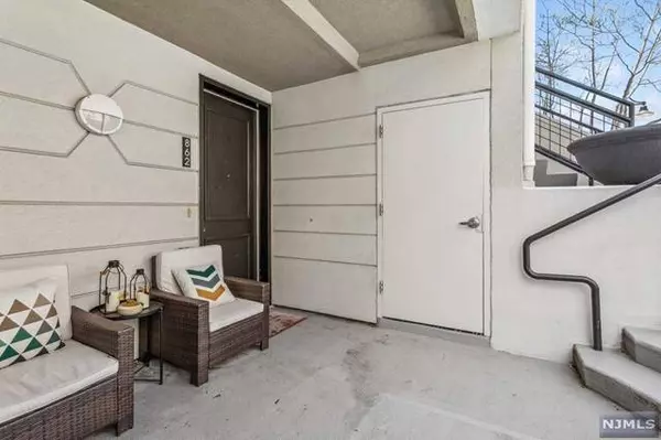 600 Harbor BLVD # 0862, Weehawken, NJ 07086