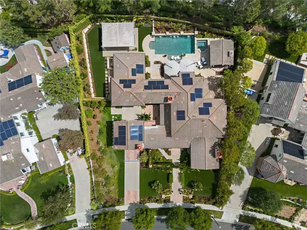 18 Kelly LN, Ladera Ranch, CA 92694