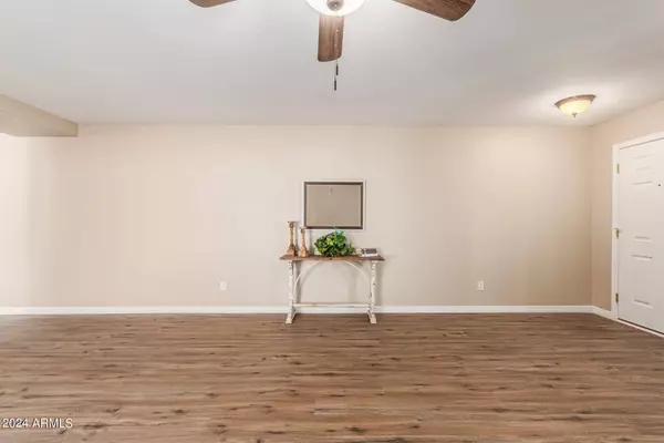 11255 E QUINTANA Avenue, Mesa, AZ 85212