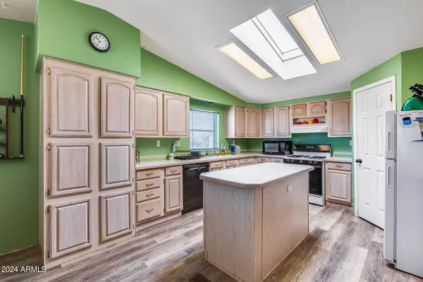 30934 W PORTLAND Street, Buckeye, AZ 85396