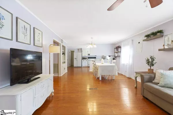 110 Steve Nix Road, Seneca, SC 29678