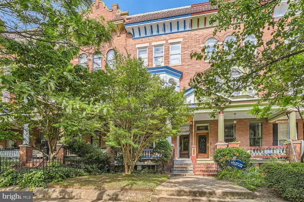 2713 N CALVERT ST, Baltimore, MD 21218