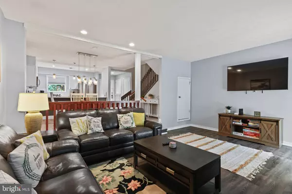 302 NORTHSLOPE II RD, East Stroudsburg, PA 18302