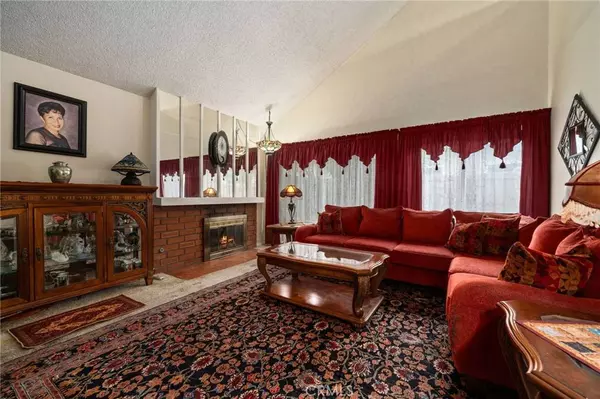 6453 Tokelau ST, Cypress, CA 90630