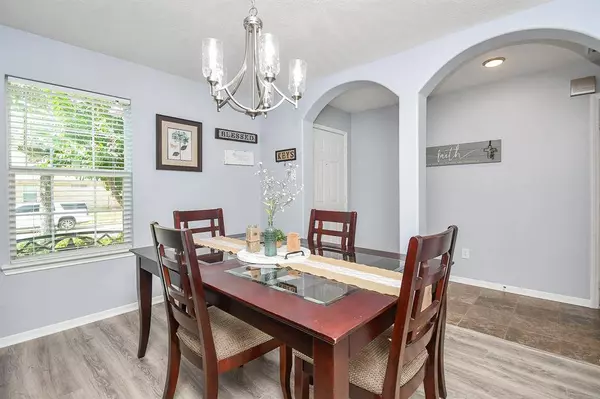 2137 Piney Wood DR, Deer Park, TX 7753