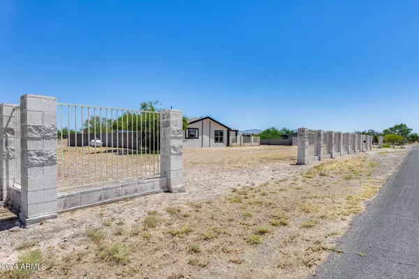 30934 W PORTLAND Street, Buckeye, AZ 85396