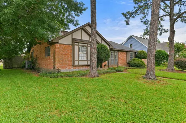 10703 Sagegreen DR, Houston, TX 77089