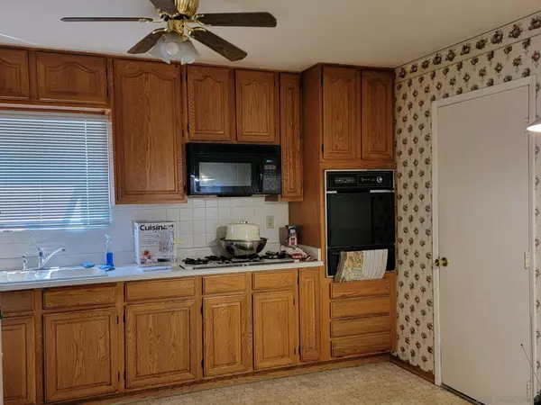 5326 Palmyra Avenue, San Diego, CA 92117