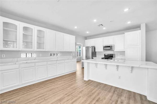 1327 Cadence Street, Henderson, NV 89052