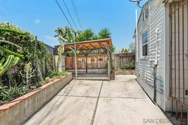 4130 33rd St, San Diego, CA 92104