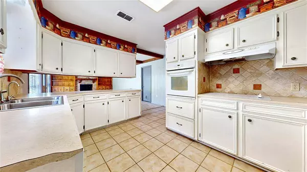 2315 Tilman Drive, Bossier City, LA 71111