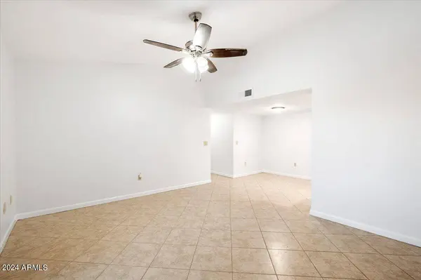 461 W HOLMES Avenue #361, Mesa, AZ 85210