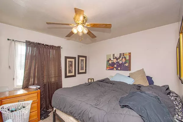 48 Halifax Dr, Vandalia, OH 45377