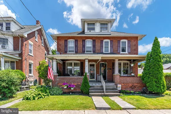 45 S 7TH ST, Quakertown, PA 18951