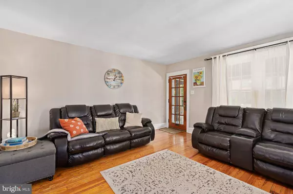 45 S 7TH ST, Quakertown, PA 18951