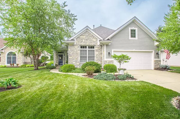 1021 Wedgestone Ct, Centerville, OH 45458