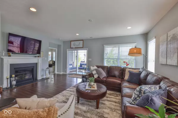 15102 Thoroughbred DR, Fishers, IN 46040