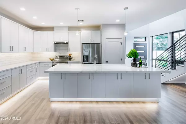 2015 E TURNEY Avenue, Phoenix, AZ 85016