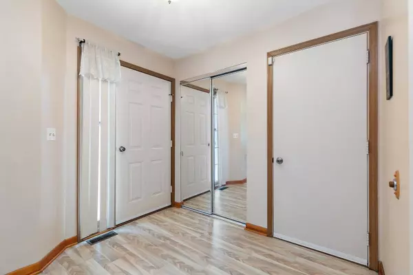 754 Regency Park DR #754, Crystal Lake, IL 60014