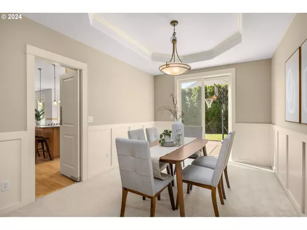 10736 SW COTTONWOOD ST, Tualatin, OR 97062