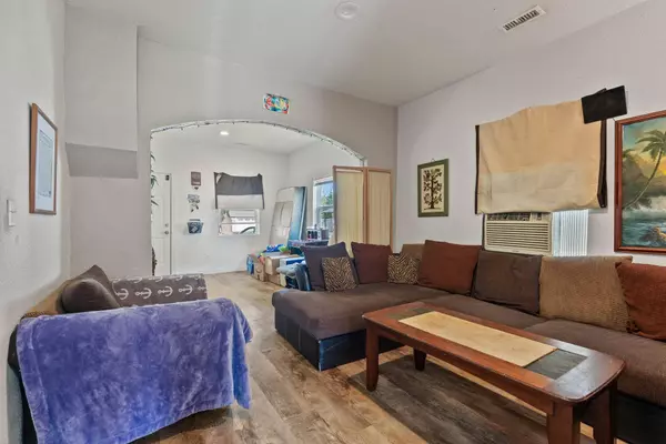 529 S Haven St, Spokane, WA 99202