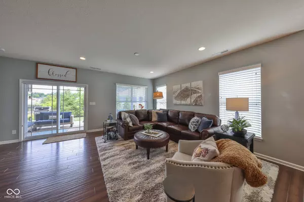 15102 Thoroughbred DR, Fishers, IN 46040