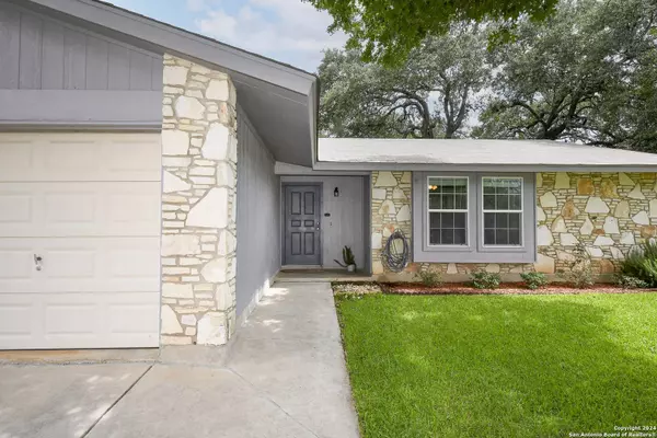 2923 TIMBER VIEW DR, San Antonio, TX 78251-2326