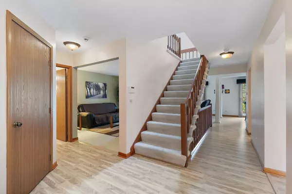 754 Regency Park DR #754, Crystal Lake, IL 60014